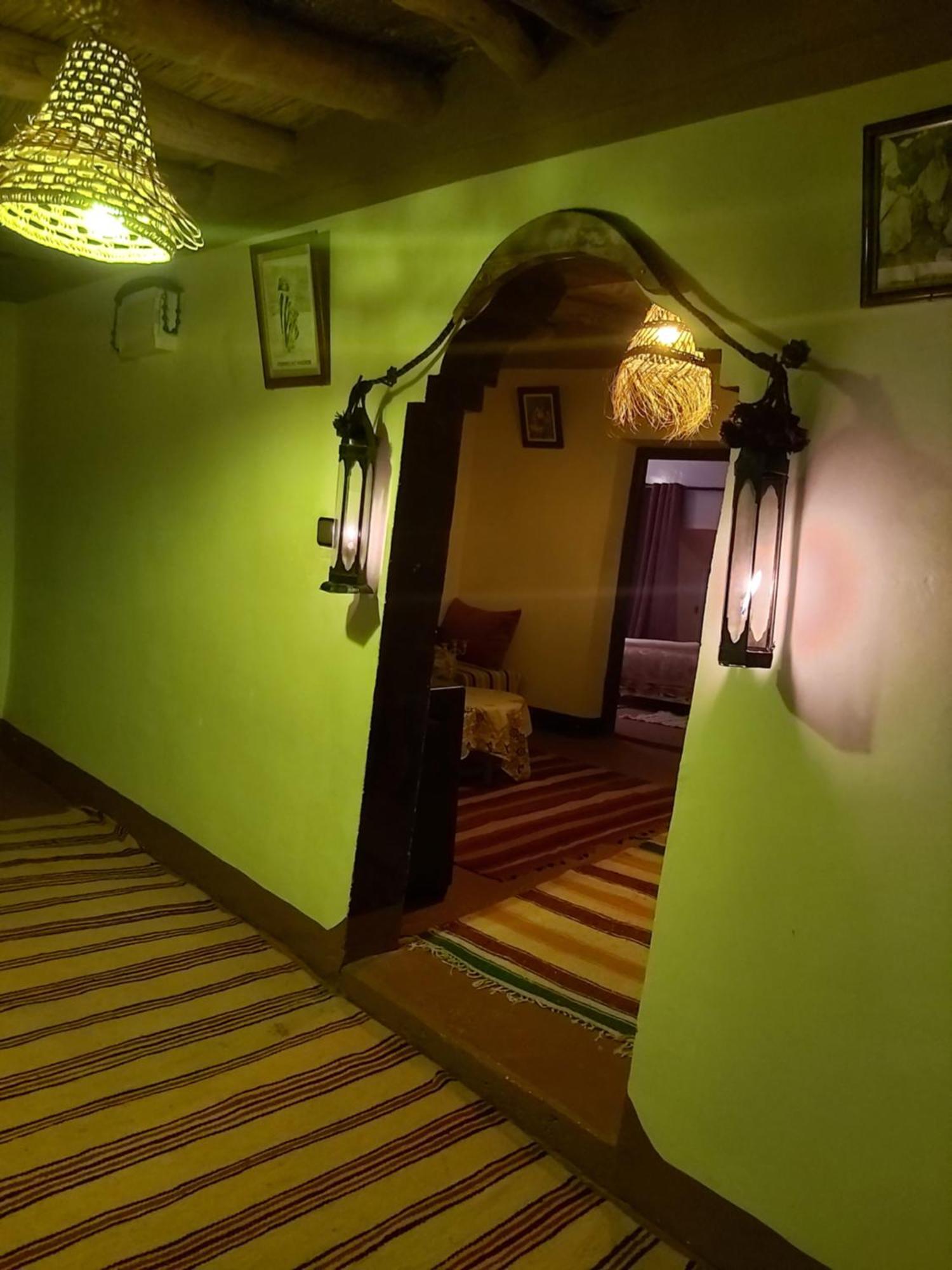 Dar Dani Cafe Restaurant Hotel Boumalne Dades Bagian luar foto